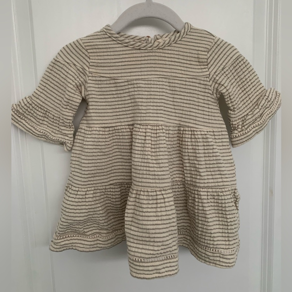 Quincy Mae Striped Cream & Grey Tiered Dress, size 6-12M 100% Cotton